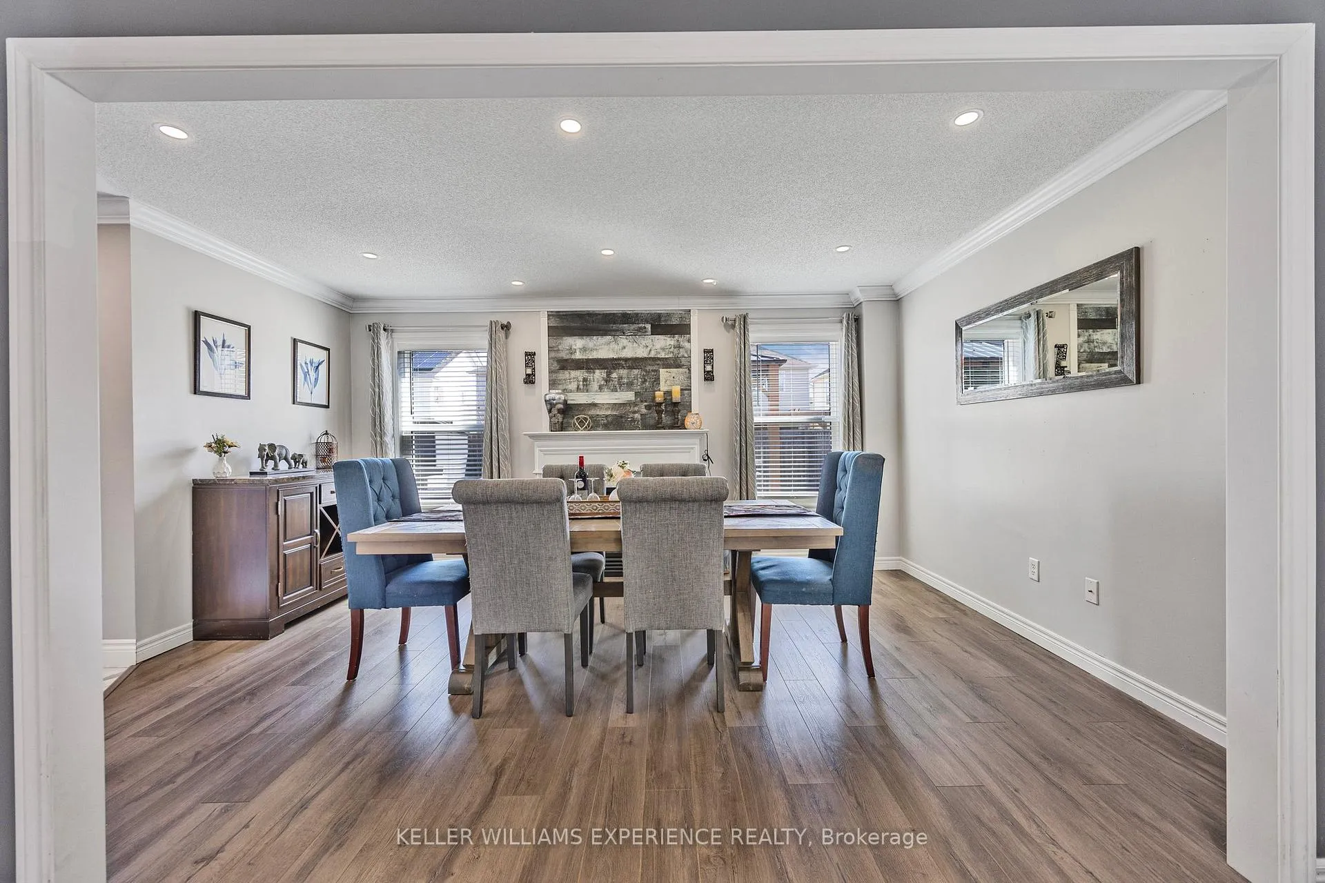 Photo 7 of 72 Lake Crescent, Barrie, Holly — HOMEH