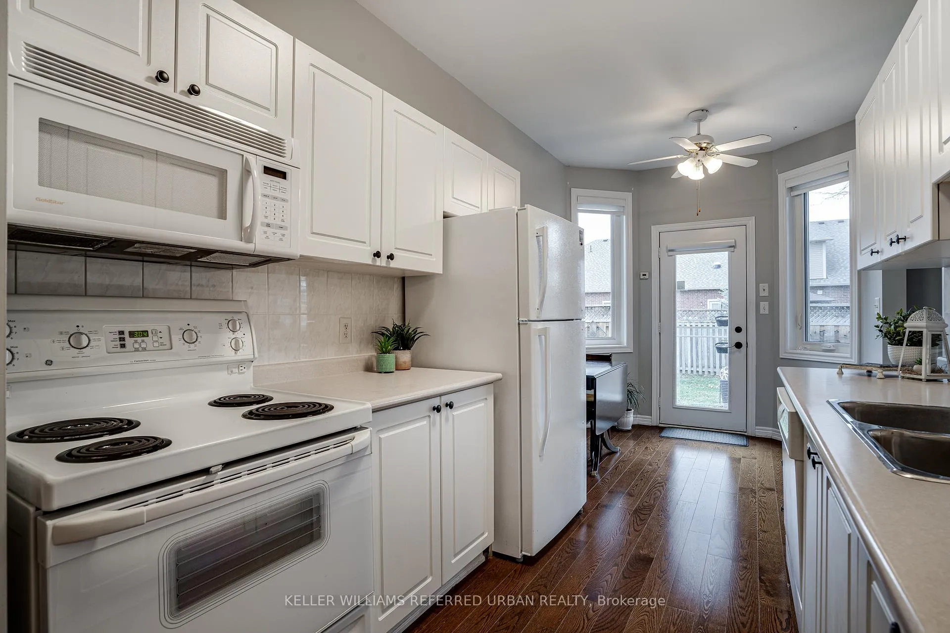 Photo 18 of 24 Greentrail Drive, Hamilton, Twenty Place — HOMEH