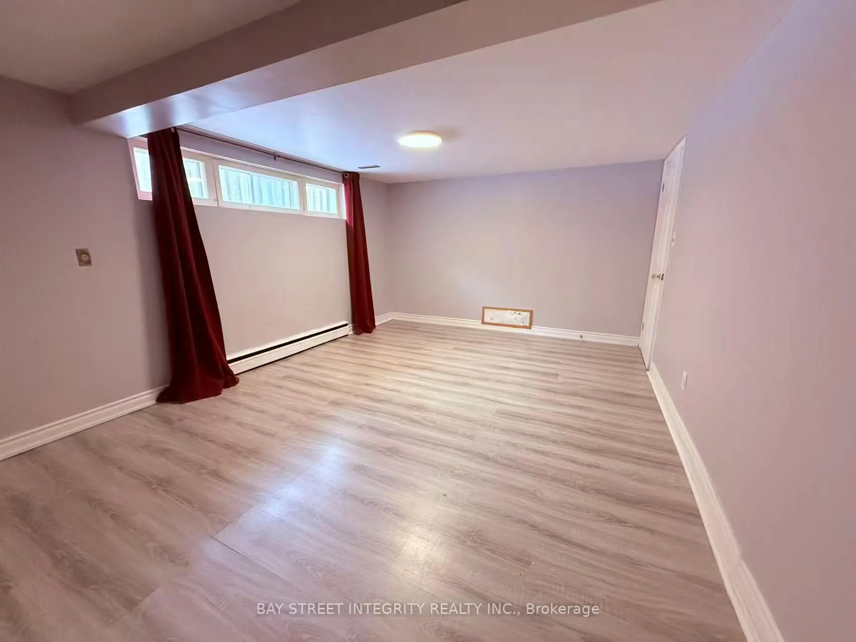 Photo 9 of 11 Southill Drive, Hamilton, Centremount — HOMEH