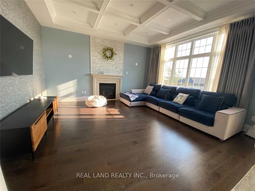 Photo 5 of 2 Castle Mountain Court, King, Nobleton — HOMEH