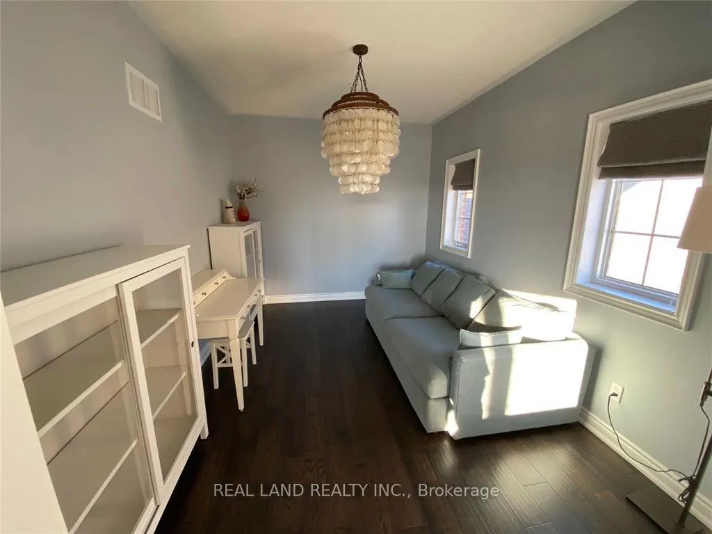 Photo 10 of 2 Castle Mountain Court, King, Nobleton — HOMEH