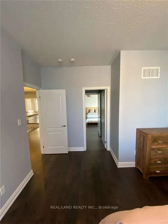 Photo 16 of 2 Castle Mountain Court, King, Nobleton — HOMEH