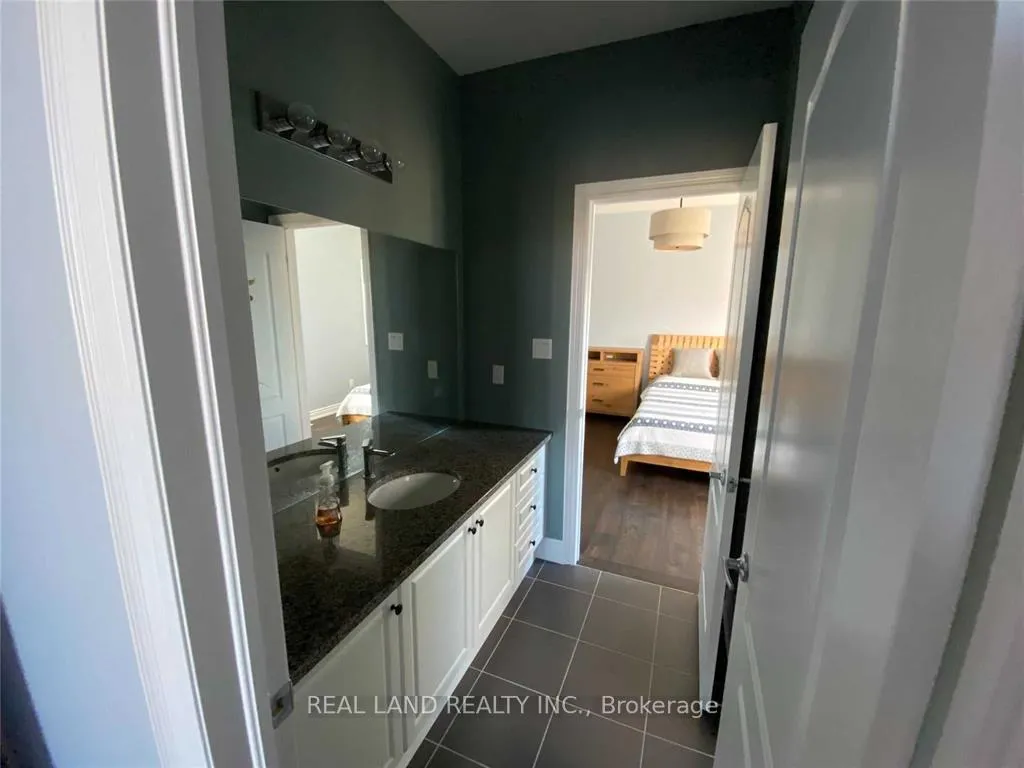 Photo 17 of 2 Castle Mountain Court, King, Nobleton — HOMEH