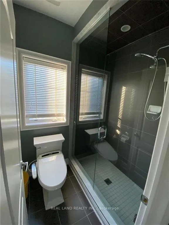 Photo 18 of 2 Castle Mountain Court, King, Nobleton — HOMEH