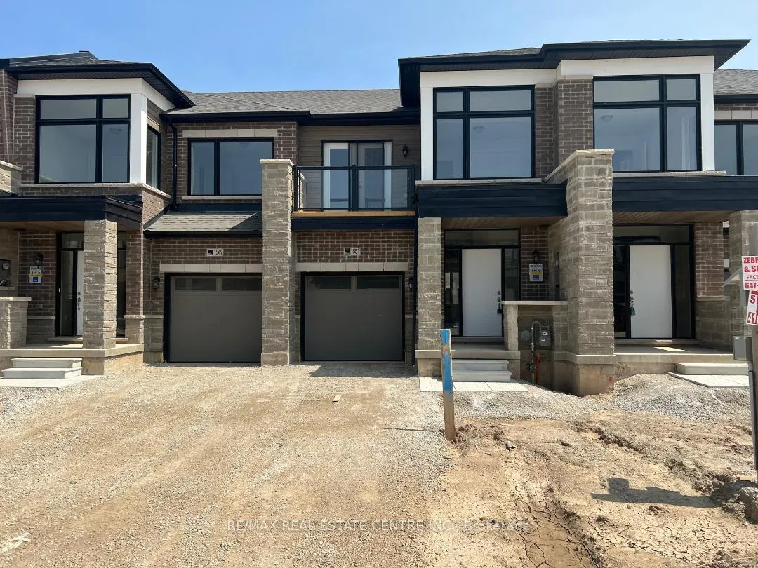 Photo 3 of 1551 Rose Way, Milton, Cobban — HOMEH