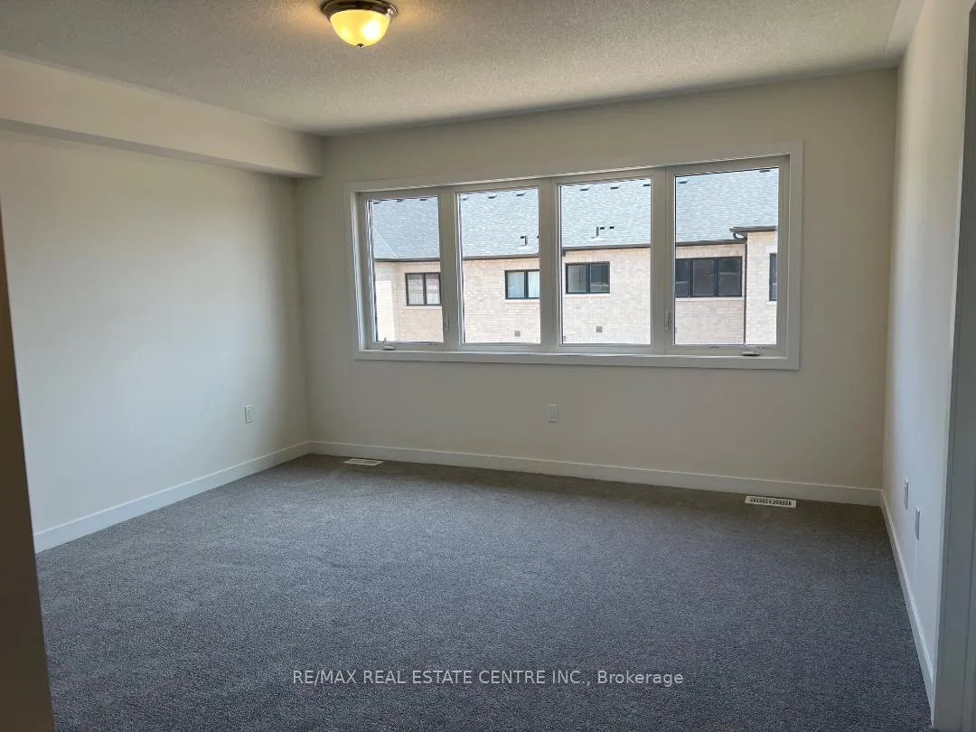 Photo 20 of 1551 Rose Way, Milton, Cobban — HOMEH