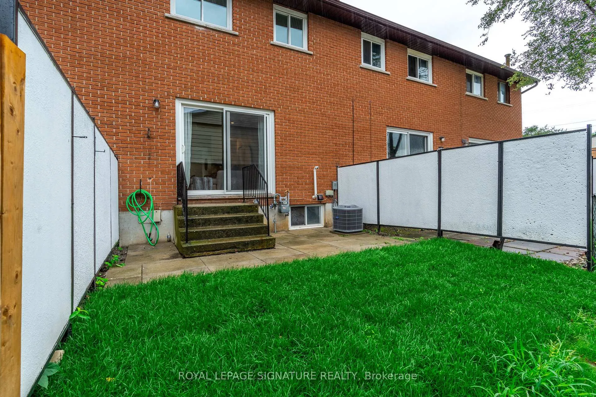 Photo 13 of 30 Woodman Drive N, Hamilton, Kentley — HOMEH