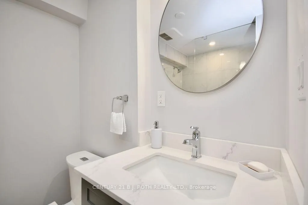 Photo 7 of 42 Mcveigh Drive, Barrie, Northwest — HOMEH