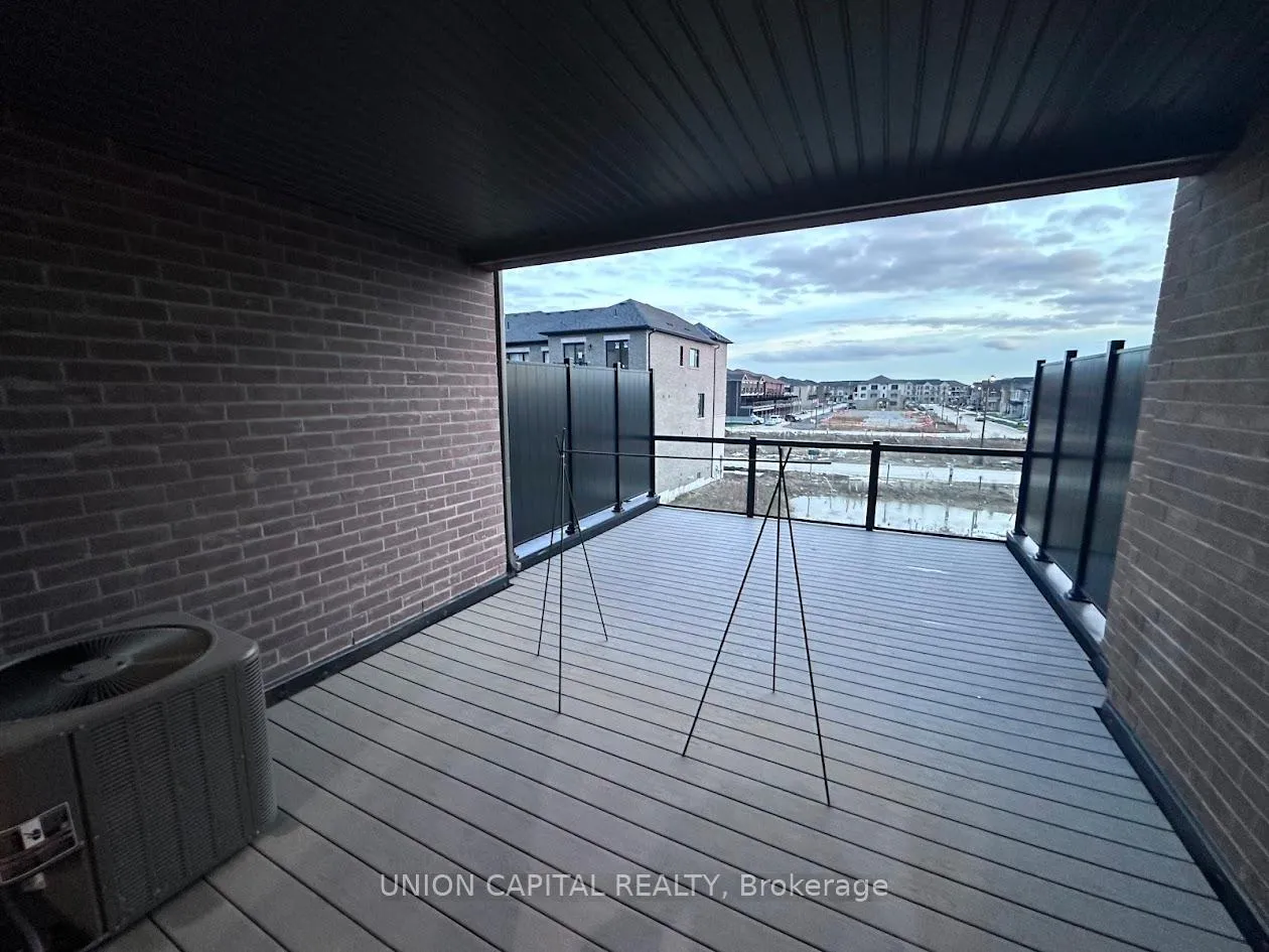 Photo 18 of 555 Vine Cliff Boulevard, Markham, Rural Markham — HOMEH