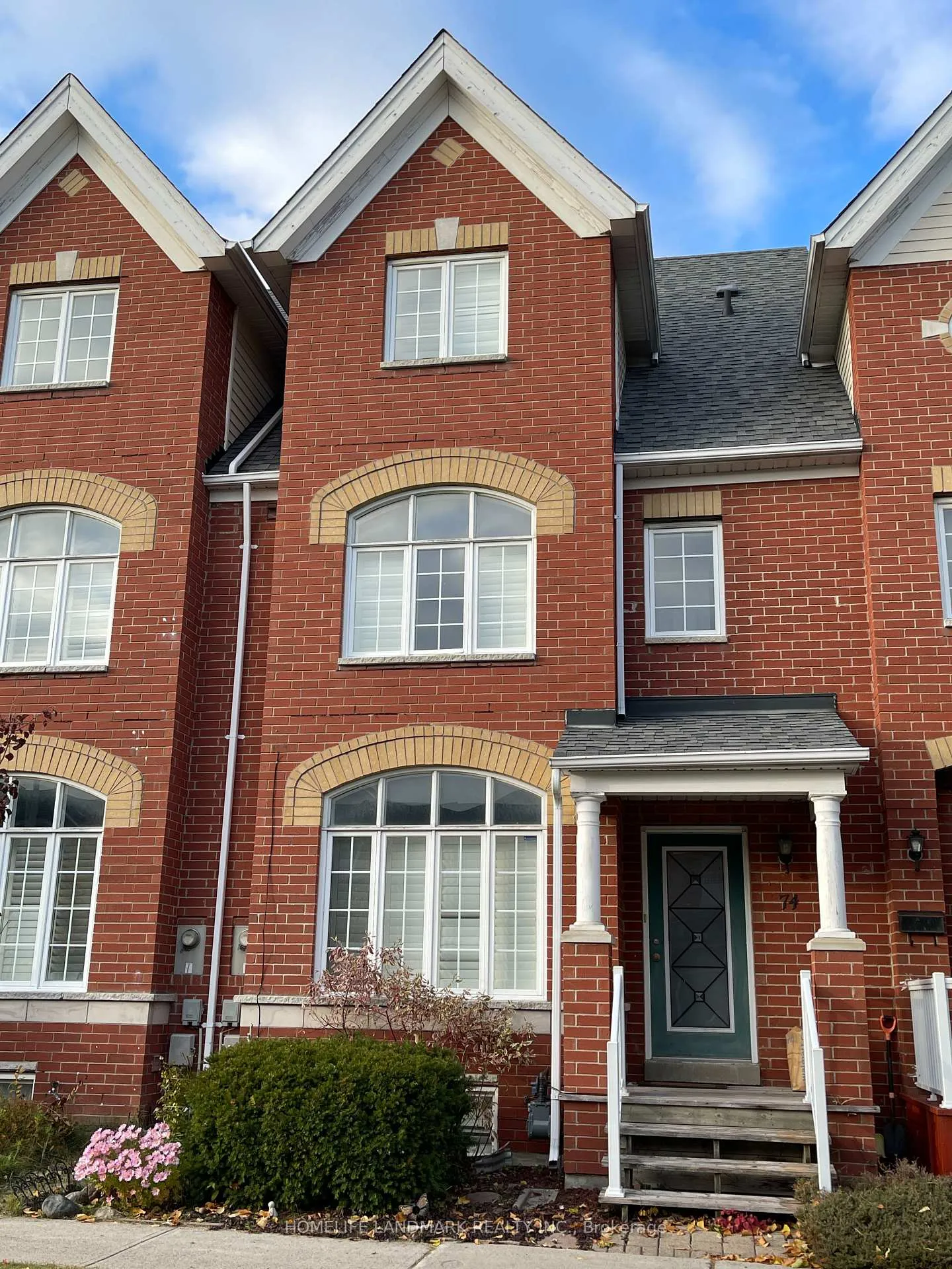 Front of 74 Bassett Avenue