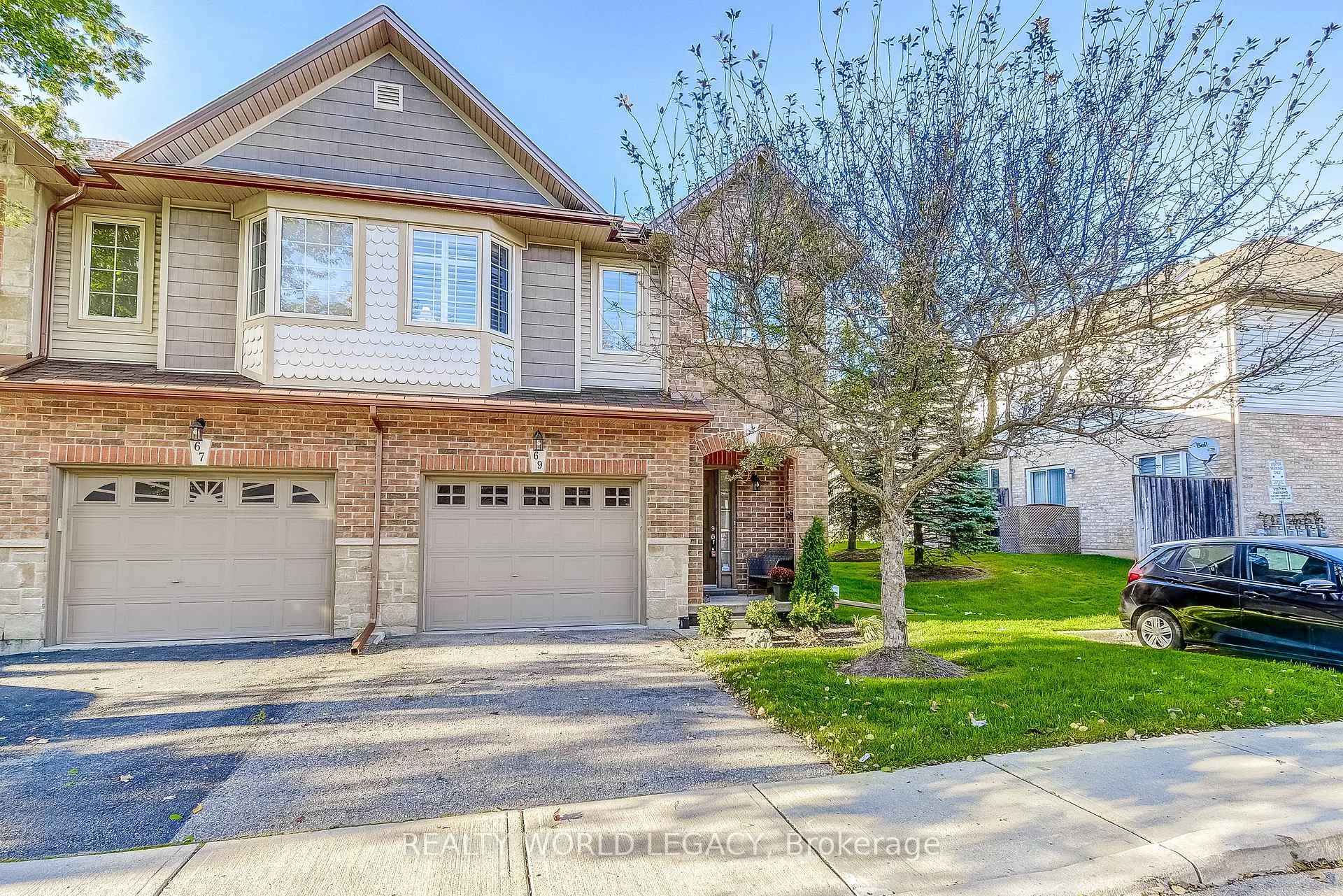 Photo 3 of 69 Myers Lane, Hamilton, Ancaster — HOMEH