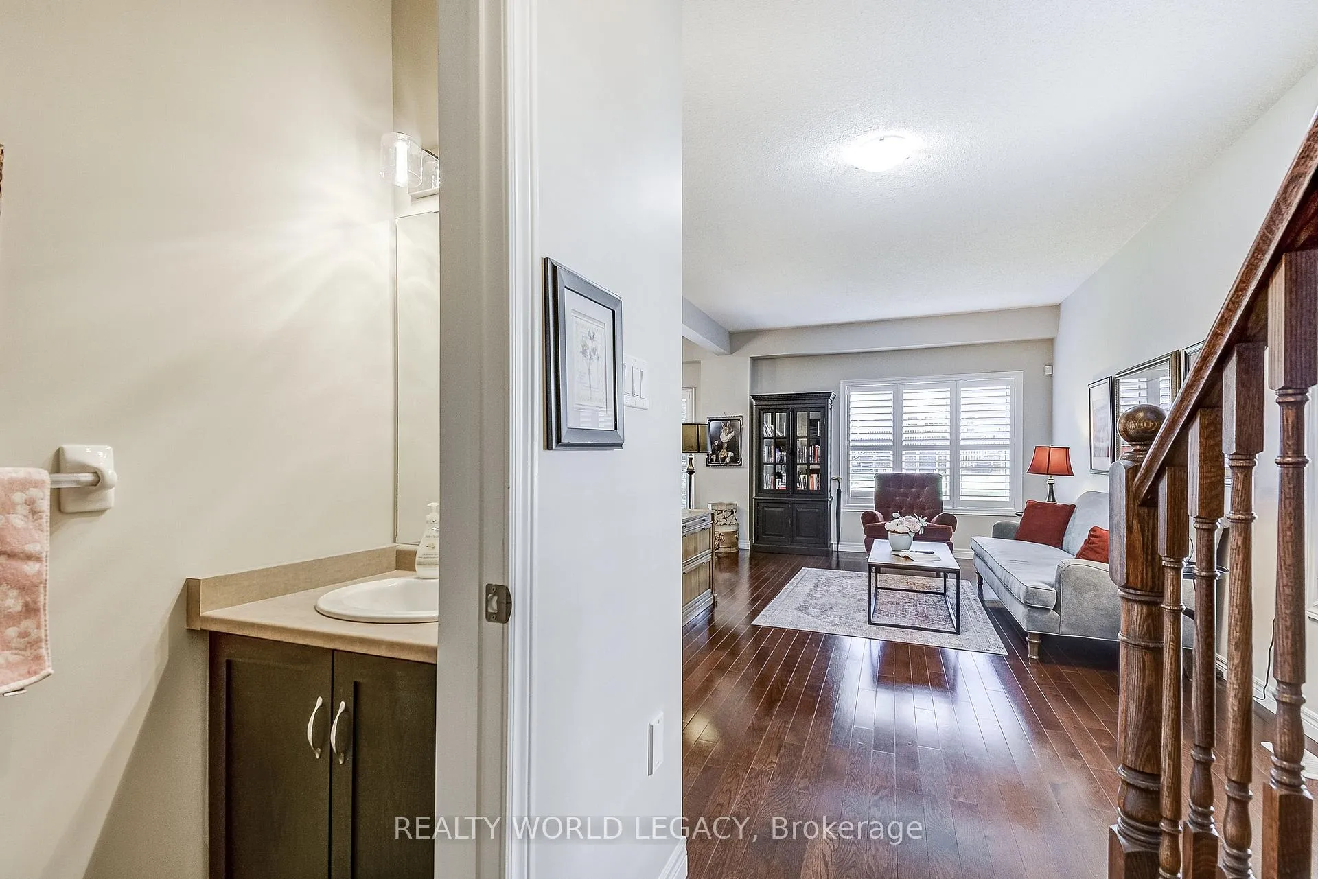 Photo 10 of 69 Myers Lane, Hamilton, Ancaster — HOMEH