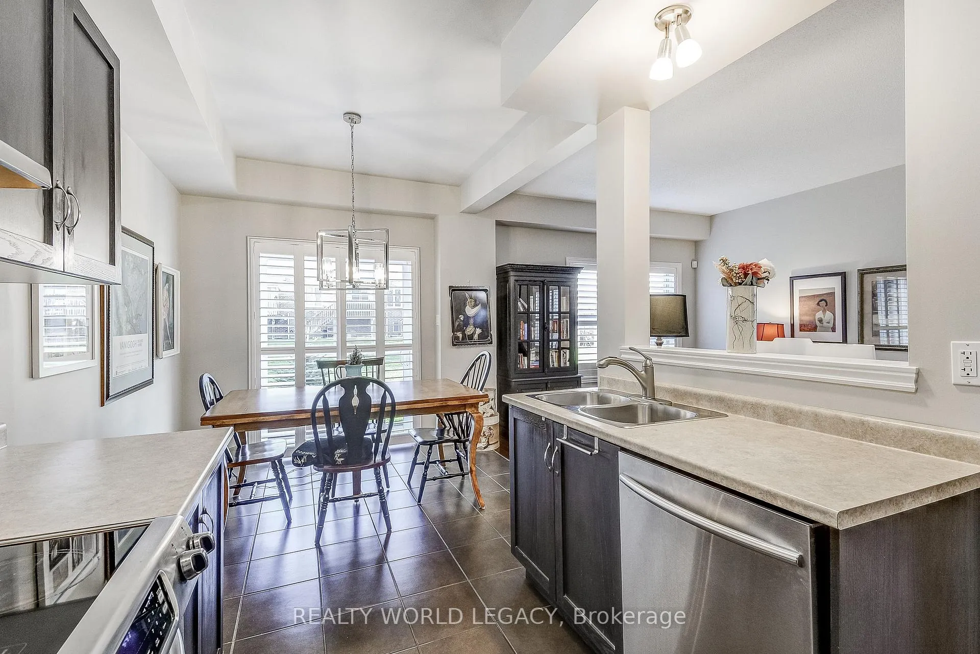 Photo 20 of 69 Myers Lane, Hamilton, Ancaster — HOMEH