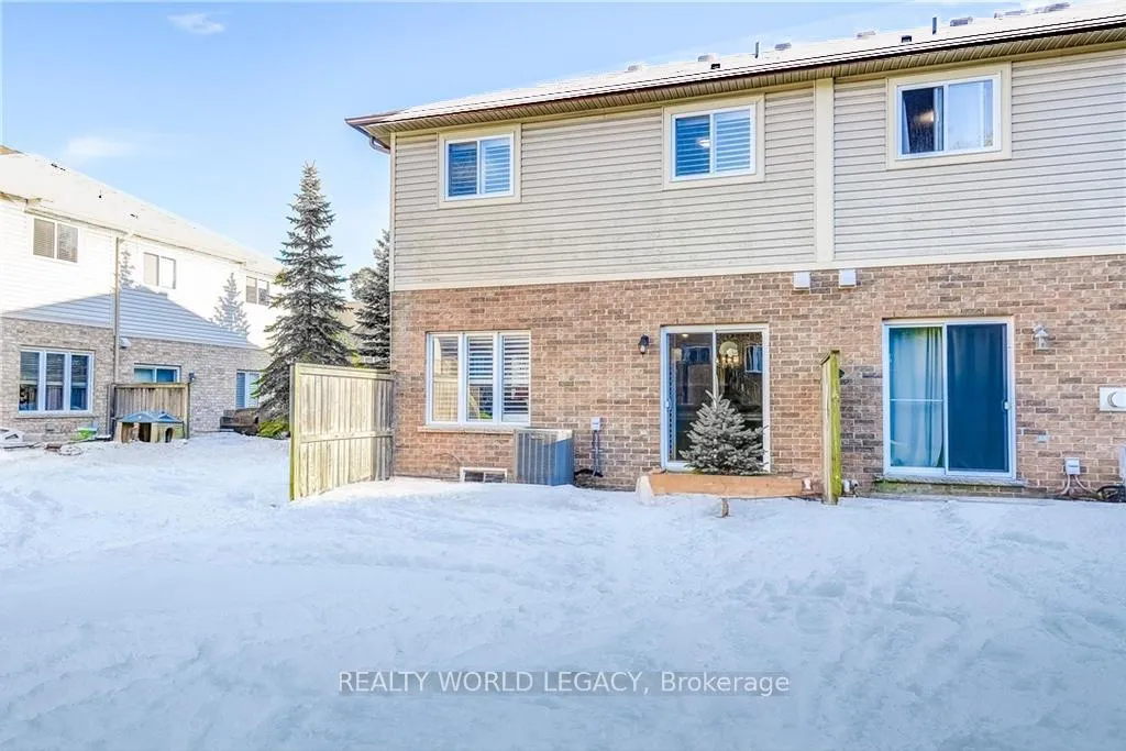 Photo 35 of 69 Myers Lane, Hamilton, Ancaster — HOMEH