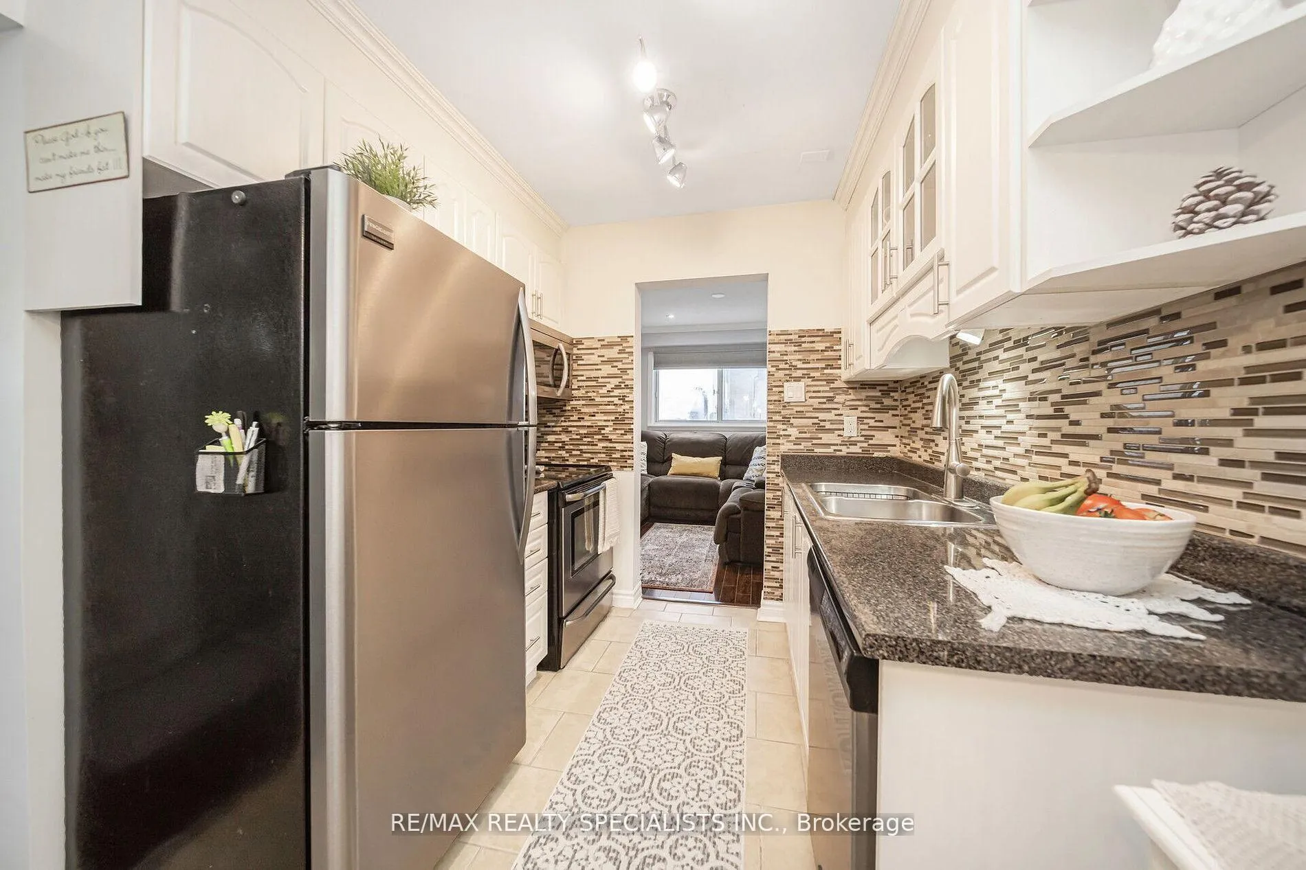 Photo 12 of 344 Fleetwood Crescent, Brampton, Southgate — HOMEH