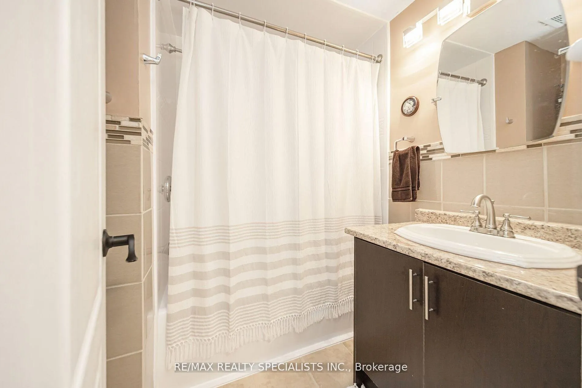 Photo 23 of 344 Fleetwood Crescent, Brampton, Southgate — HOMEH