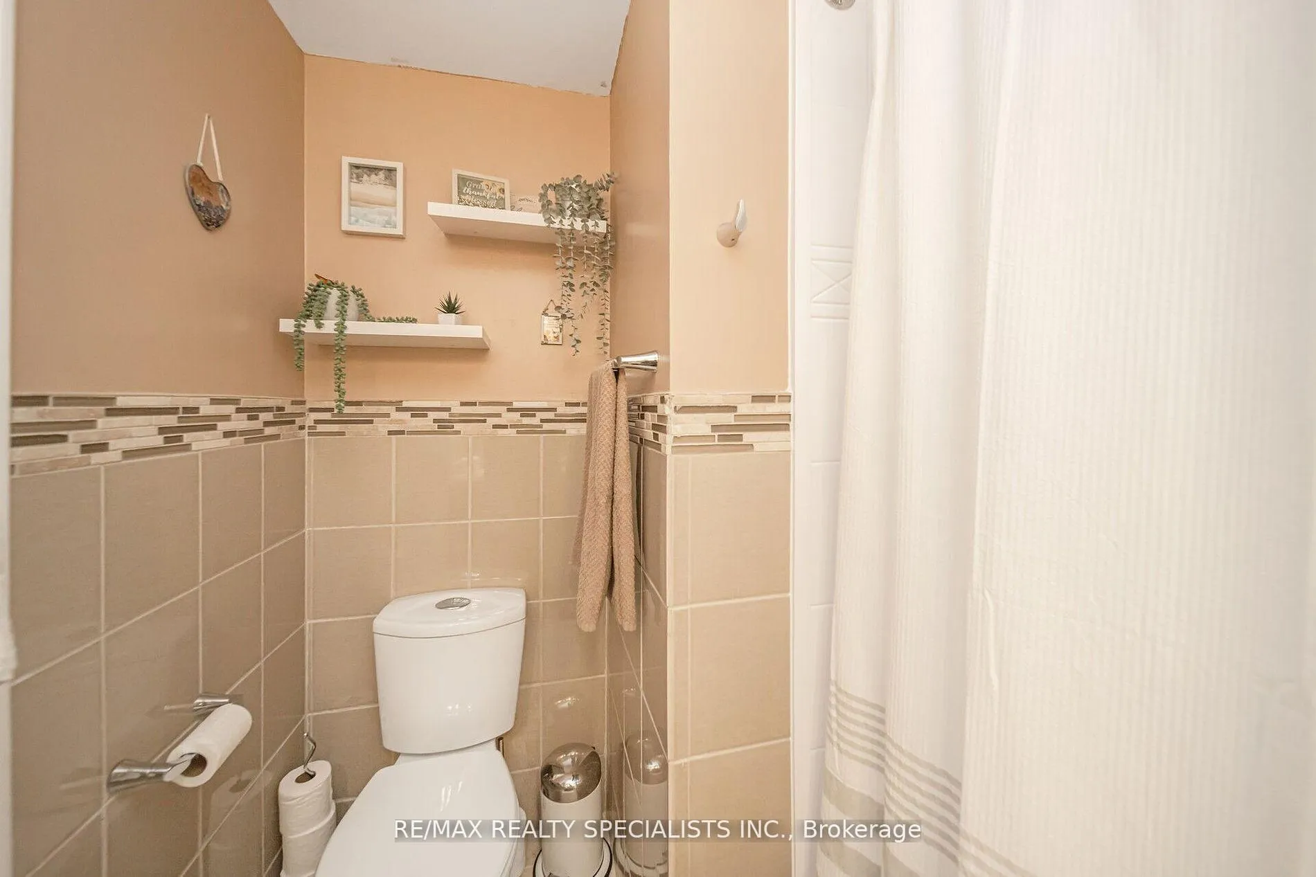 Photo 24 of 344 Fleetwood Crescent, Brampton, Southgate — HOMEH