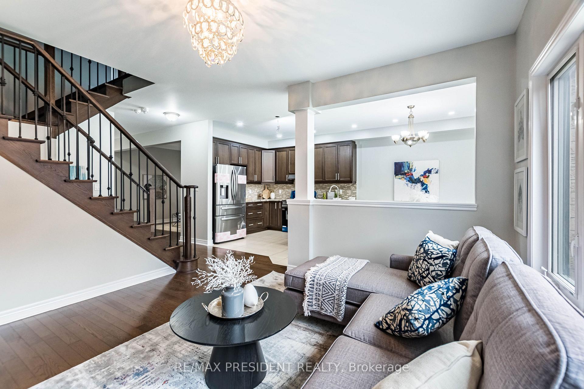 Photo 11 of 77 Zelda Road, Brampton, Sandringham-Wellington North — HOMEH