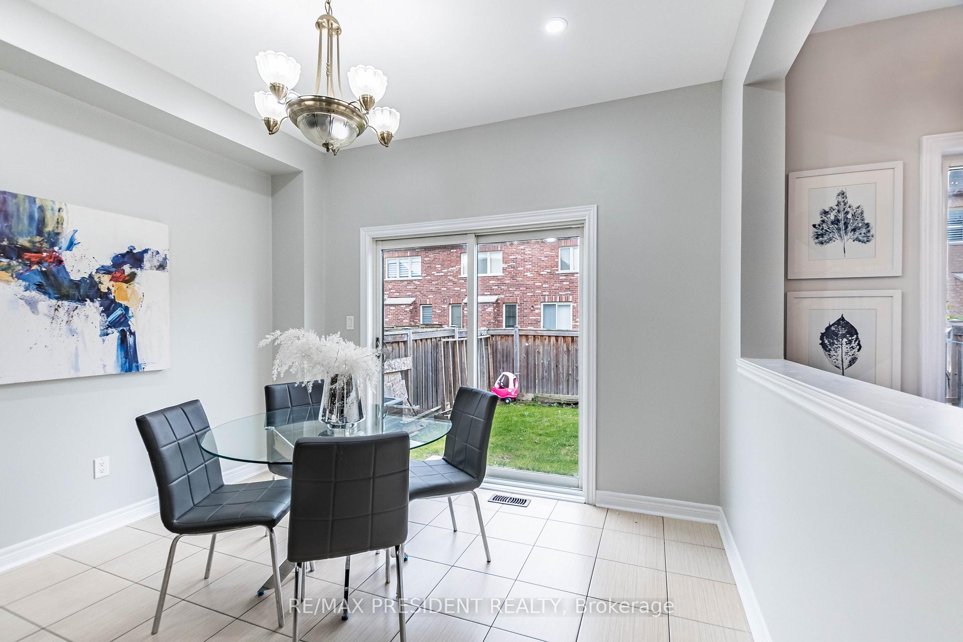 Photo 18 of 77 Zelda Road, Brampton, Sandringham-Wellington North — HOMEH