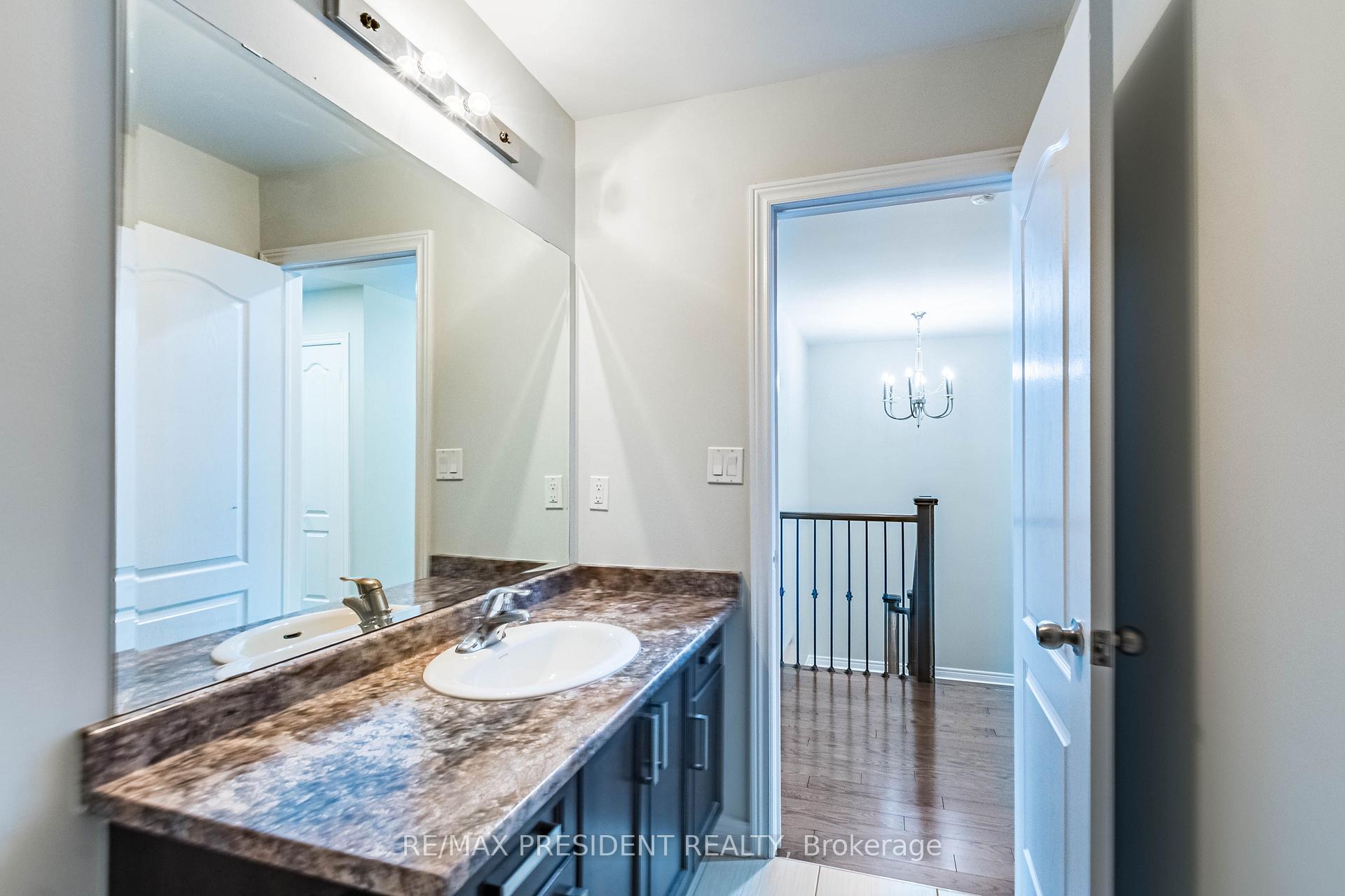 Photo 35 of 77 Zelda Road, Brampton, Sandringham-Wellington North — HOMEH