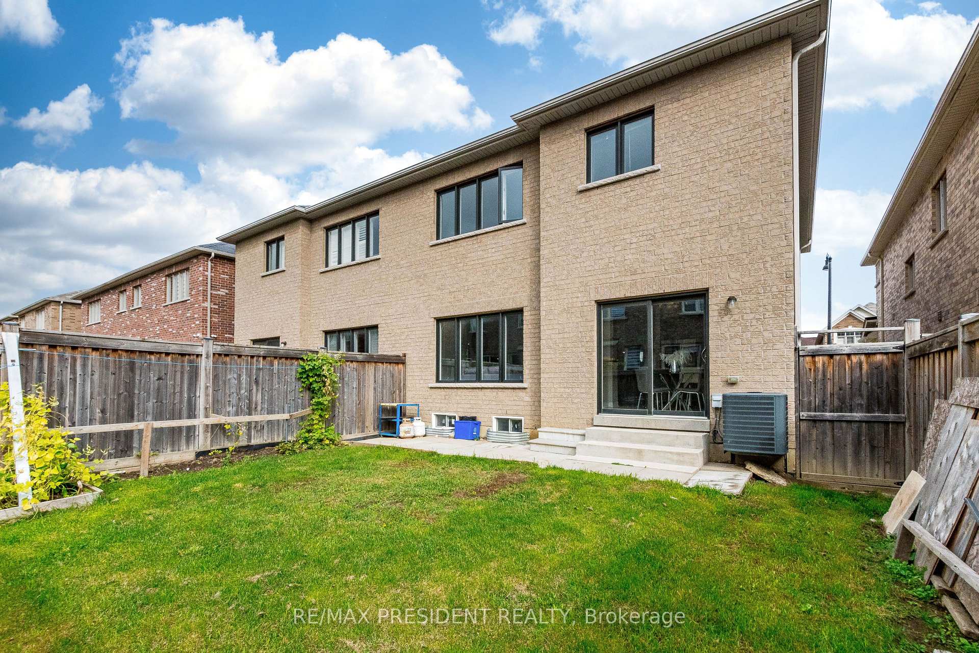 Photo 49 of 77 Zelda Road, Brampton, Sandringham-Wellington North — HOMEH
