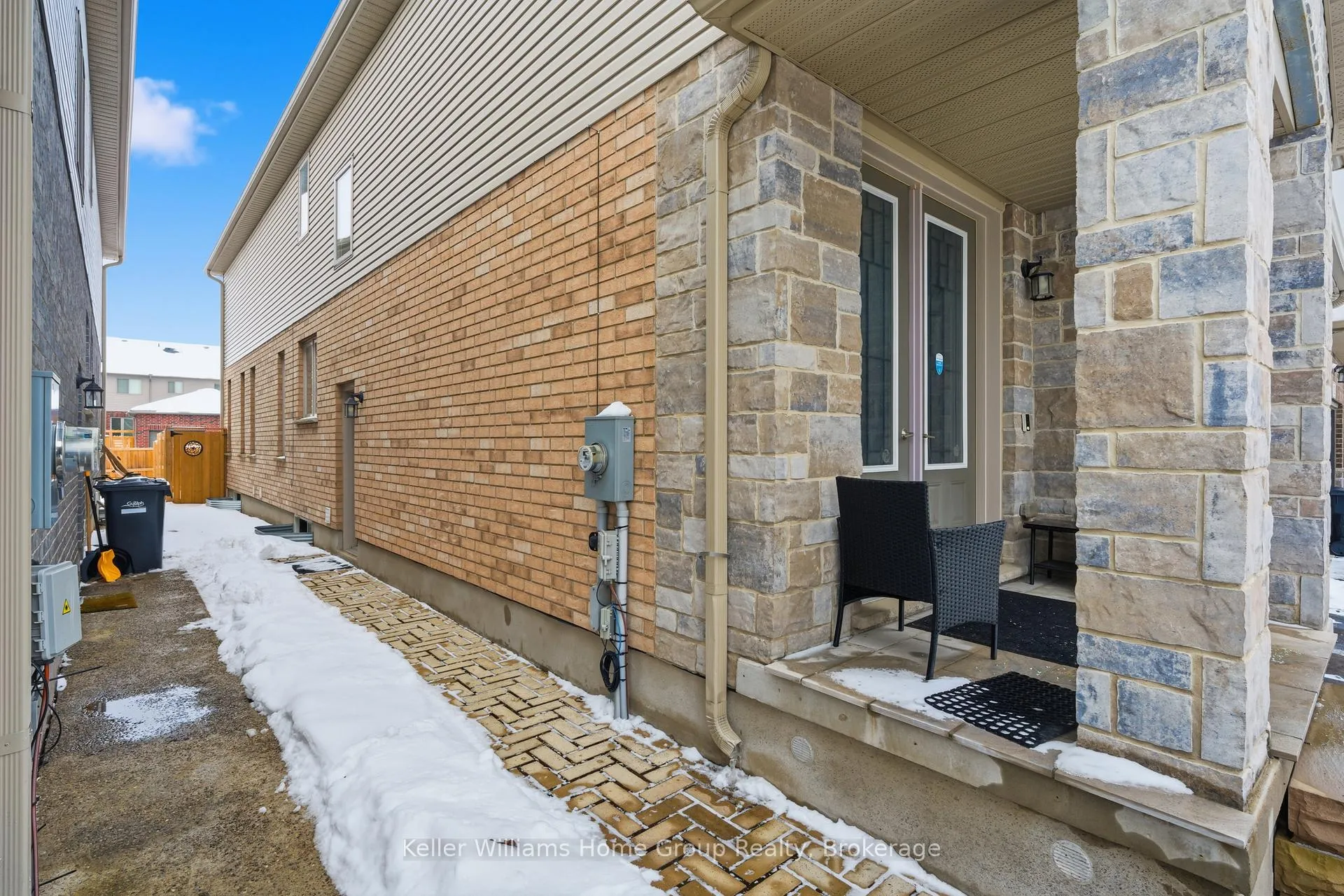 Photo 2 of Unit Lower, 115 Dallan Drive, Guelph, Pineridge/Westminster Woods — HOMEH