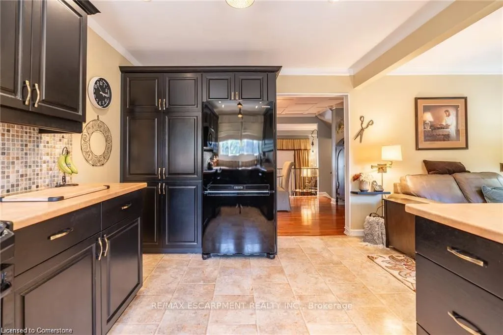 Photo 16 of 89 Larraine Avenue, Hamilton, Dundas — HOMEH