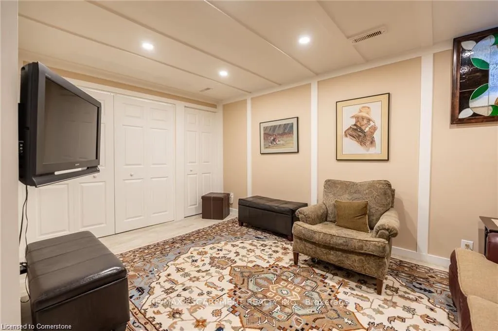 Photo 35 of 89 Larraine Avenue, Hamilton, Dundas — HOMEH