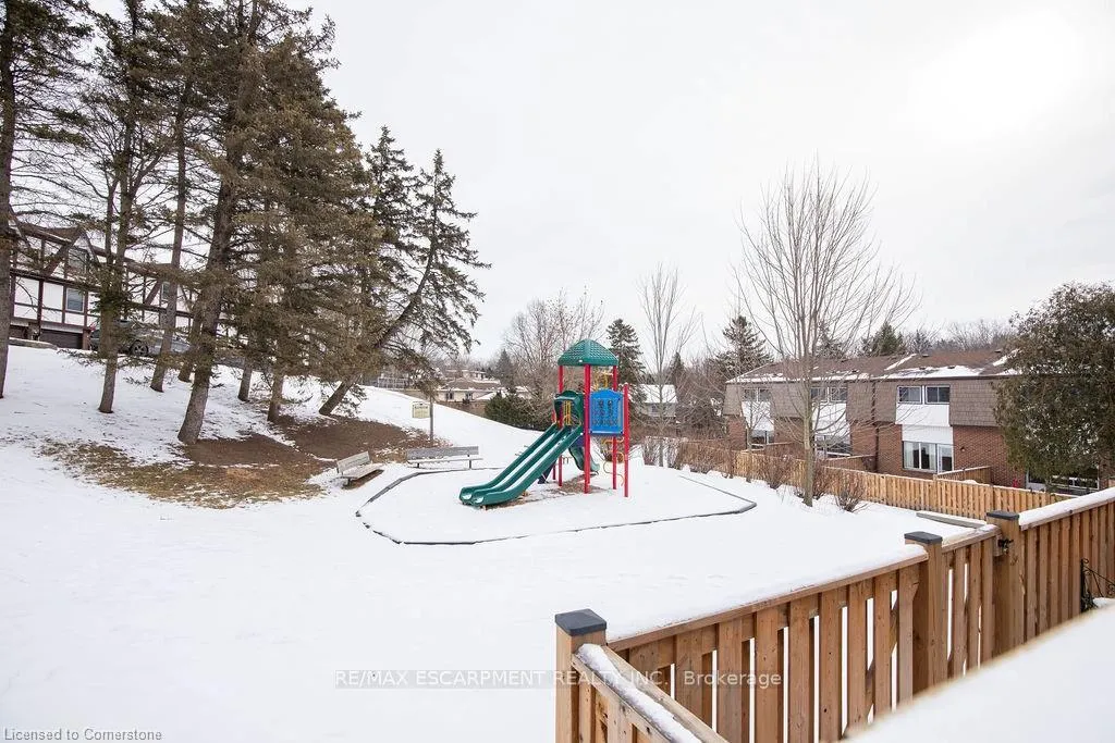 Photo 42 of 89 Larraine Avenue, Hamilton, Dundas — HOMEH