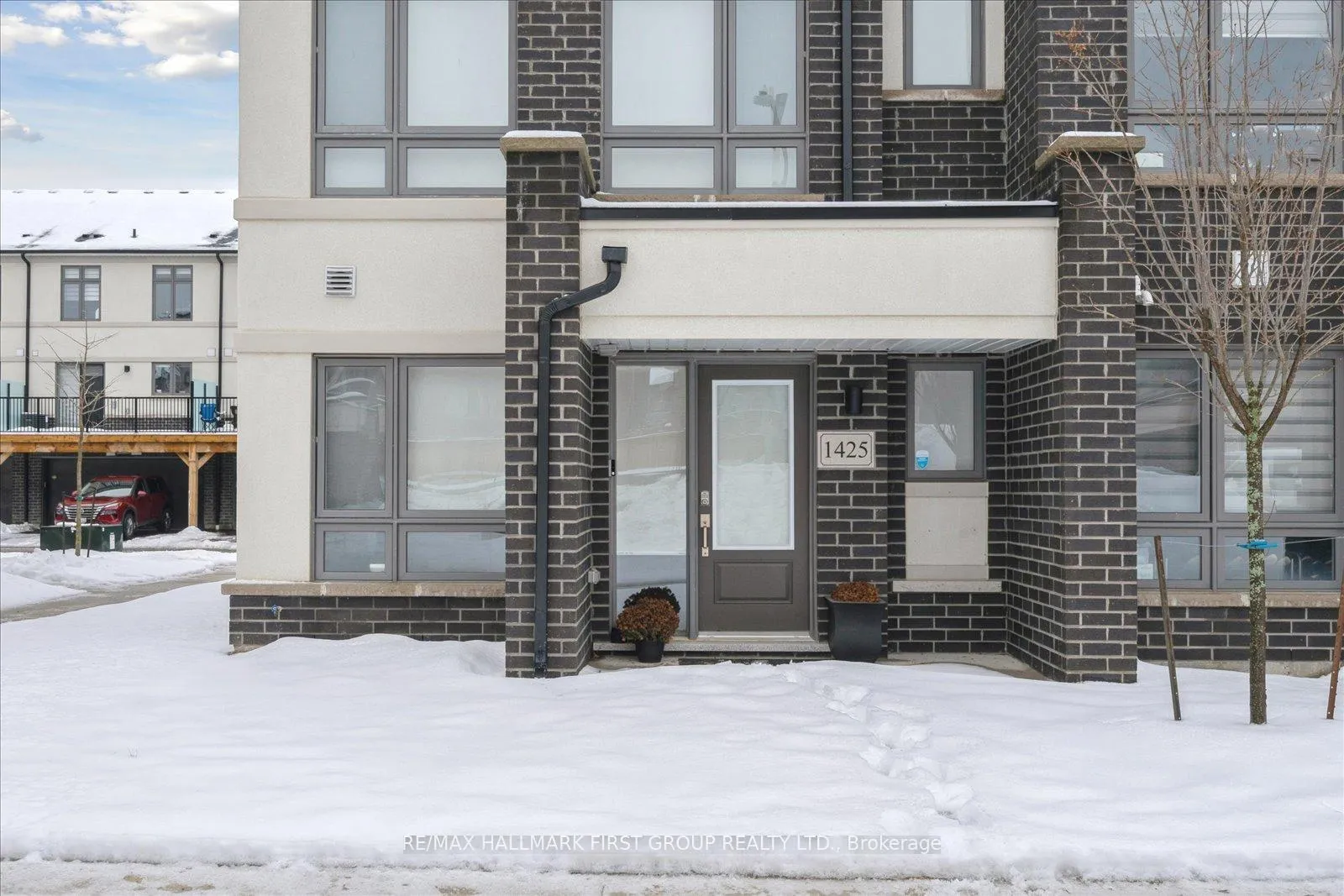 Photo 3 of 1425 Bradenton Path, Oshawa, Eastdale — HOMEH