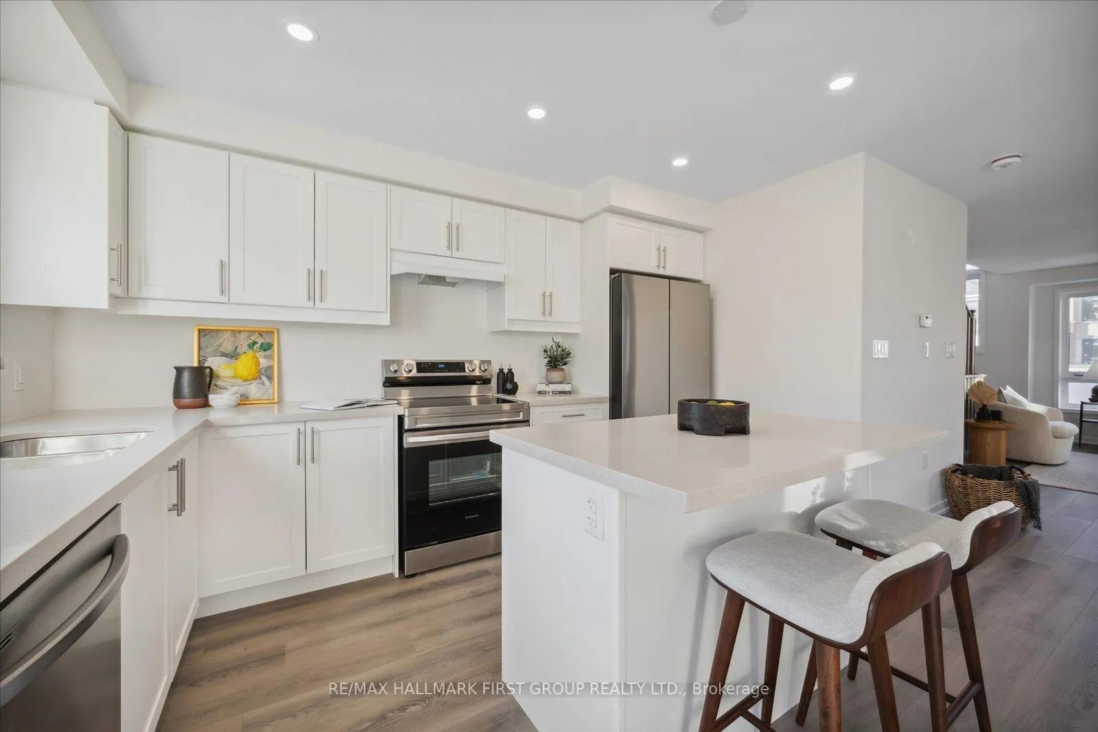 Photo 12 of 1425 Bradenton Path, Oshawa, Eastdale — HOMEH