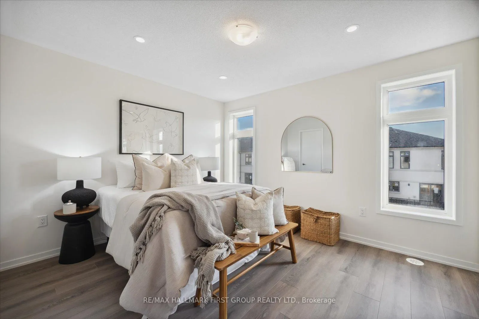 Photo 14 of 1425 Bradenton Path, Oshawa, Eastdale — HOMEH