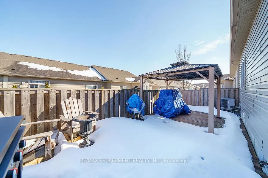 Photo 31 of 26 Ecker Lane, Hamilton, Binbrook — HOMEH