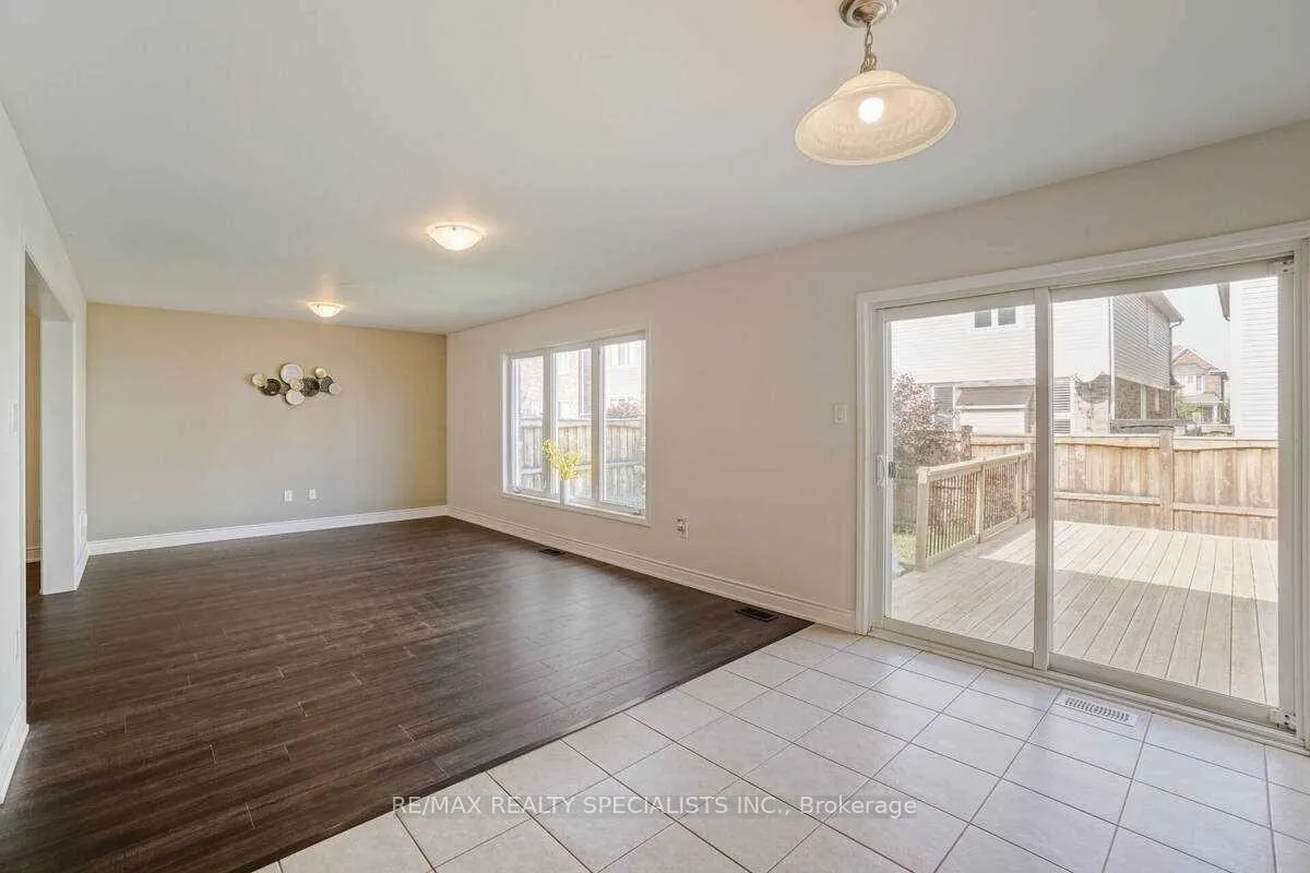 Photo 14 of 475 Zuest Crescent, Milton, Willmott — HOMEH