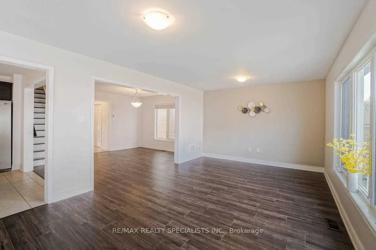 Photo 16 of 475 Zuest Crescent, Milton, Willmott — HOMEH
