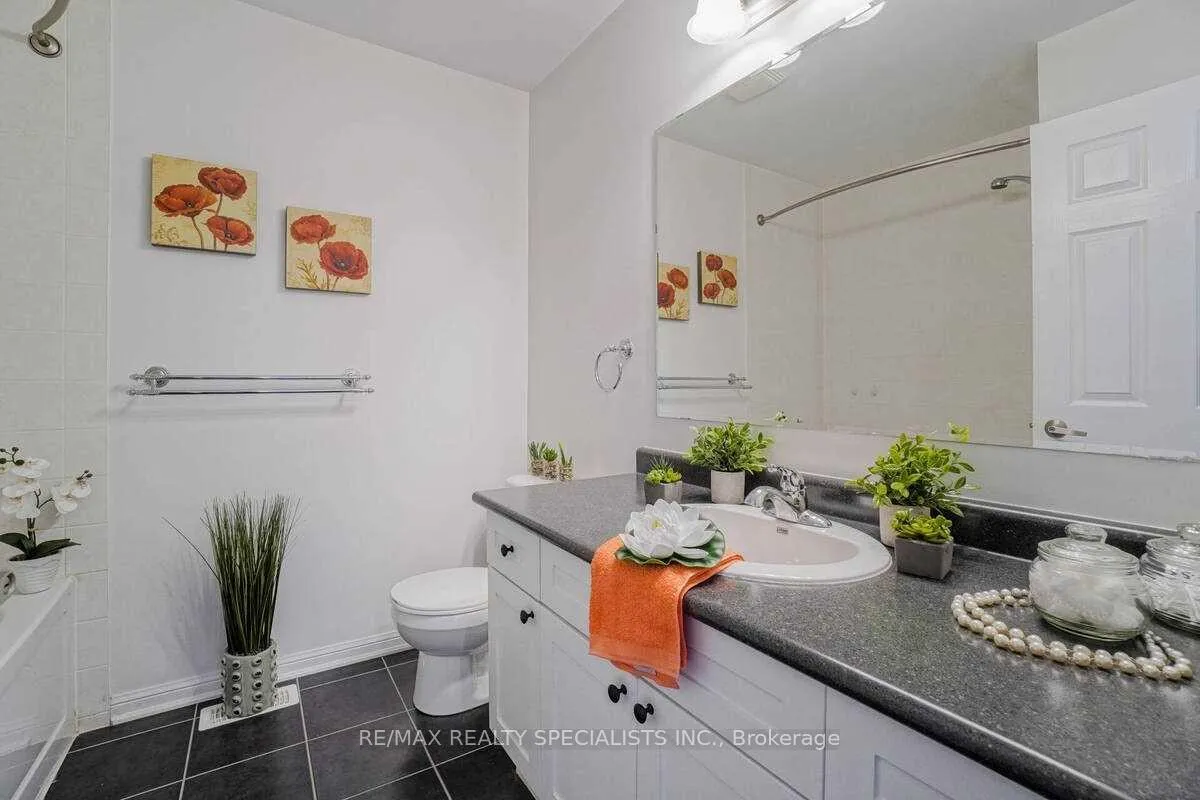 Photo 26 of 475 Zuest Crescent, Milton, Willmott — HOMEH