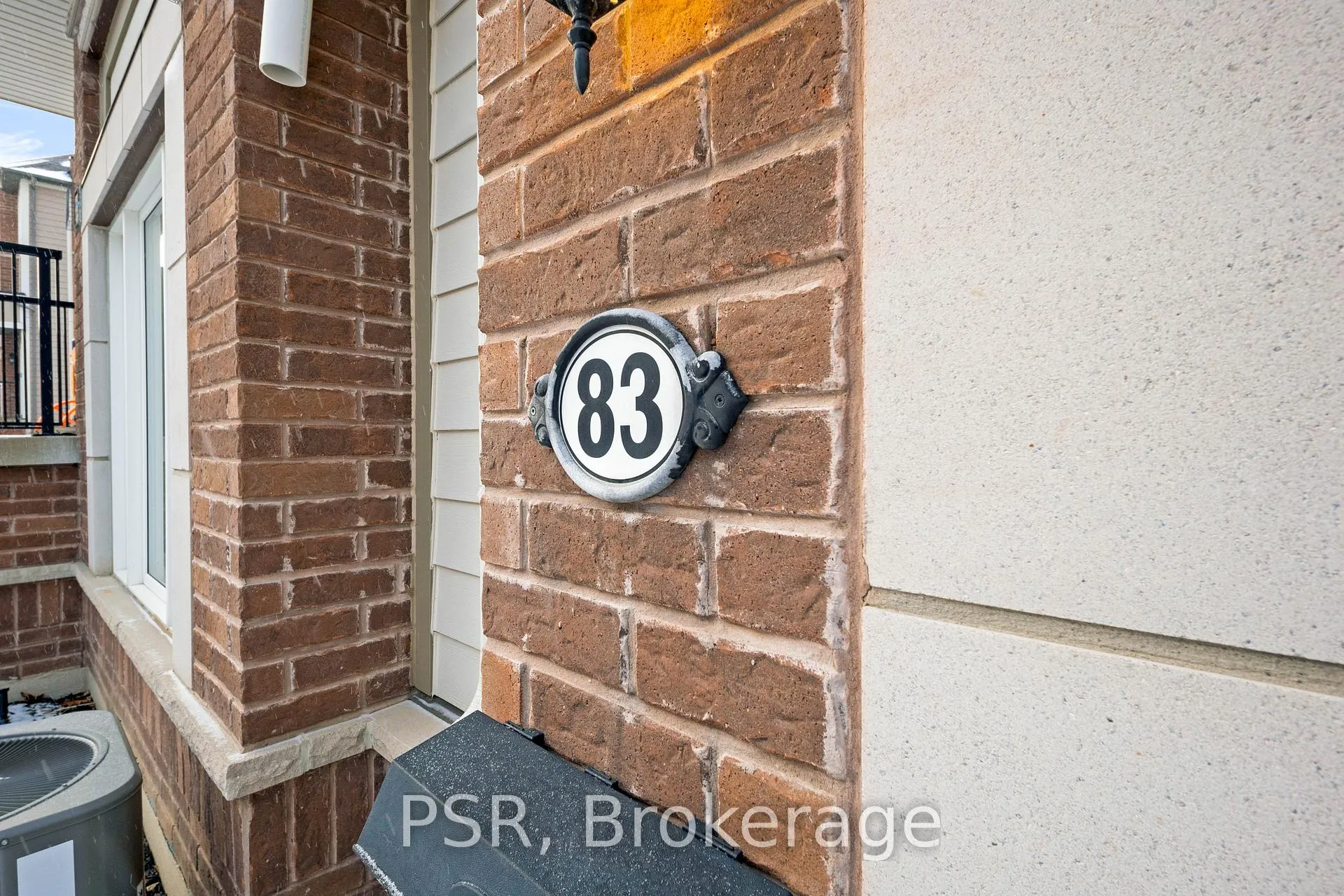 Photo 6 of 83 Burton Howard Drive, Aurora, Bayview Northeast — HOMEH