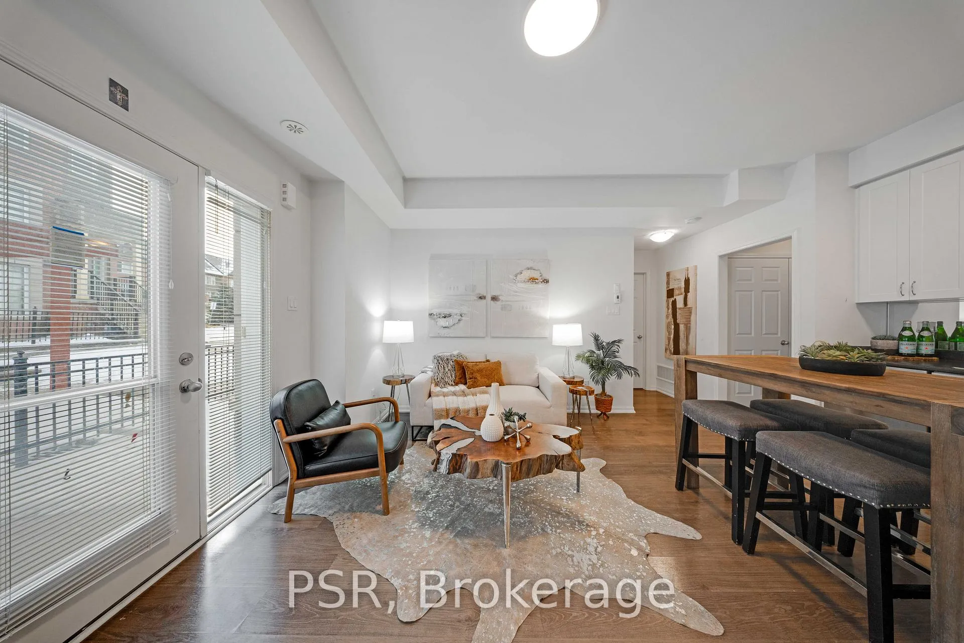 Photo 9 of 83 Burton Howard Drive, Aurora, Bayview Northeast — HOMEH