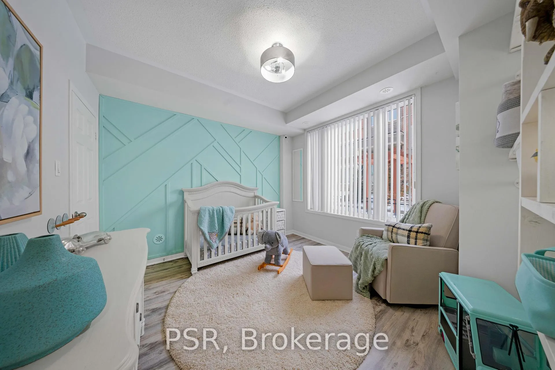 Photo 18 of 83 Burton Howard Drive, Aurora, Bayview Northeast — HOMEH