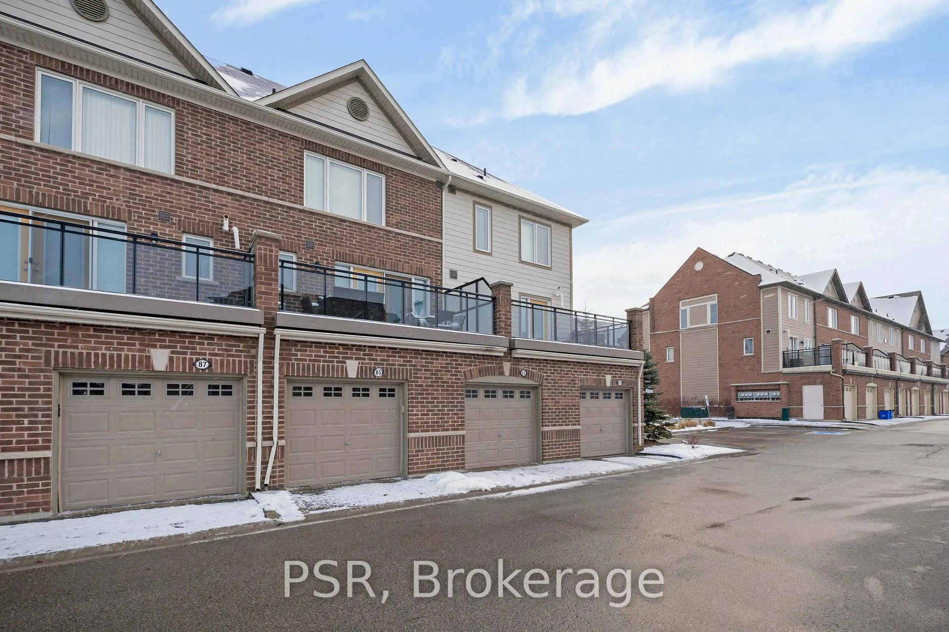 Photo 20 of 83 Burton Howard Drive, Aurora, Bayview Northeast — HOMEH