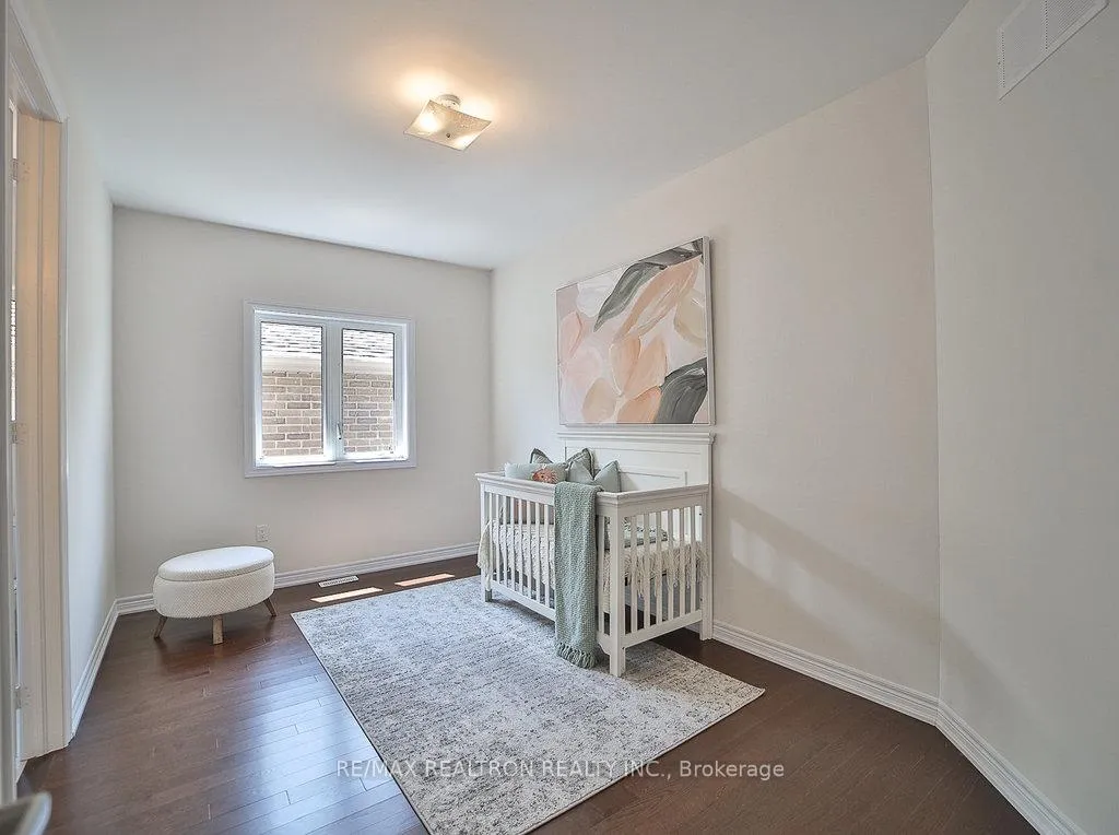 Photo 17 of 2105 Coppermine Street, Oshawa, Kedron — HOMEH