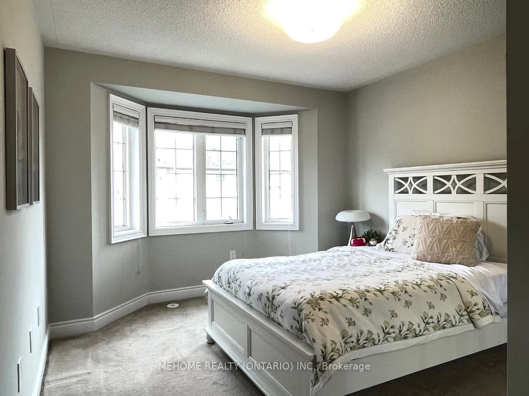 Photo 24 of 190 Legends Way, Markham, Unionville — HOMEH