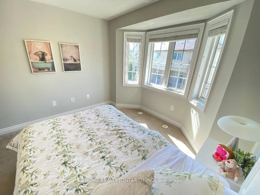 Photo 26 of 190 Legends Way, Markham, Unionville — HOMEH