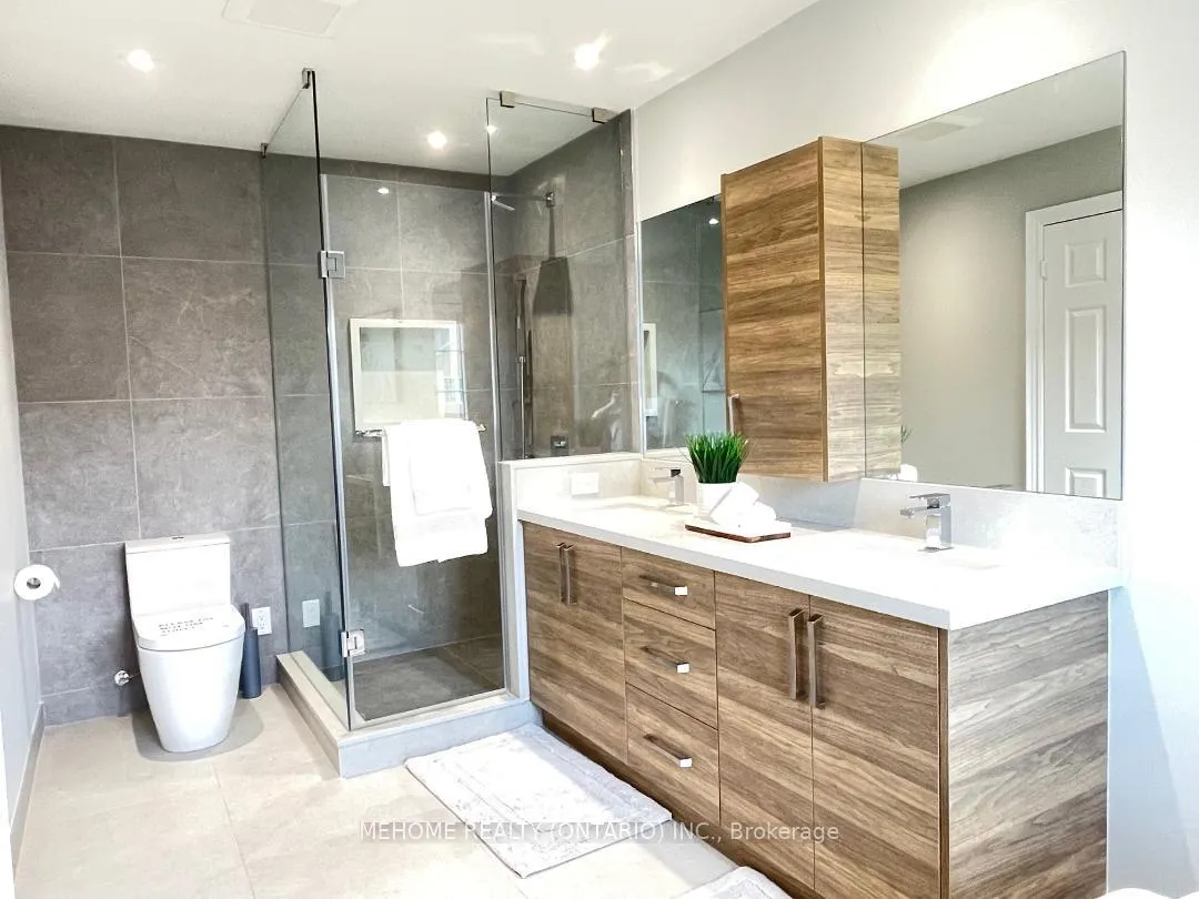 Photo 37 of 190 Legends Way, Markham, Unionville — HOMEH