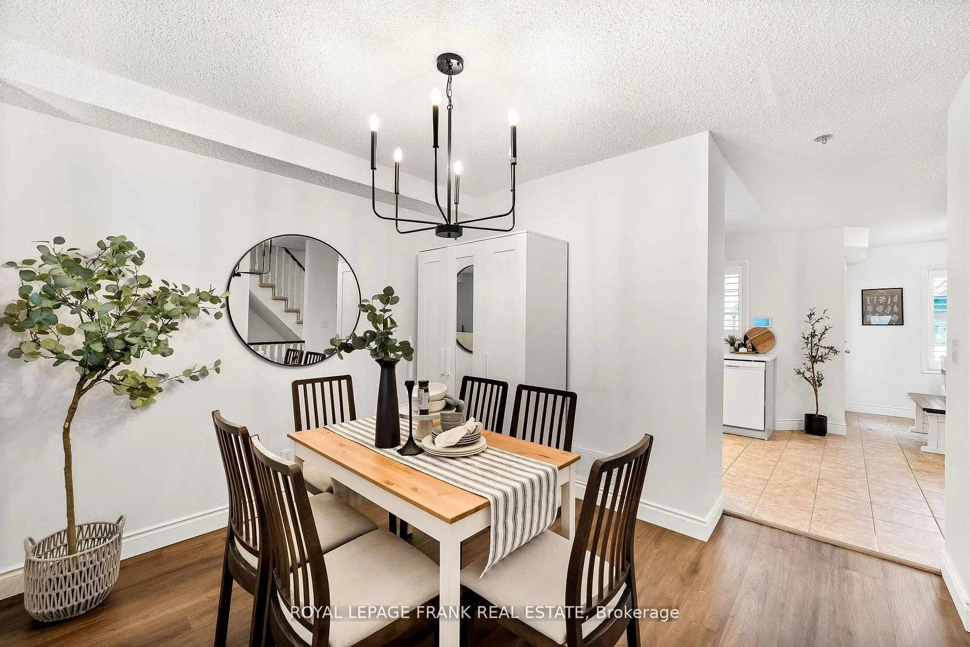 Photo 10 of 65 Sprucedale Way, Whitby, Pringle Creek — HOMEH