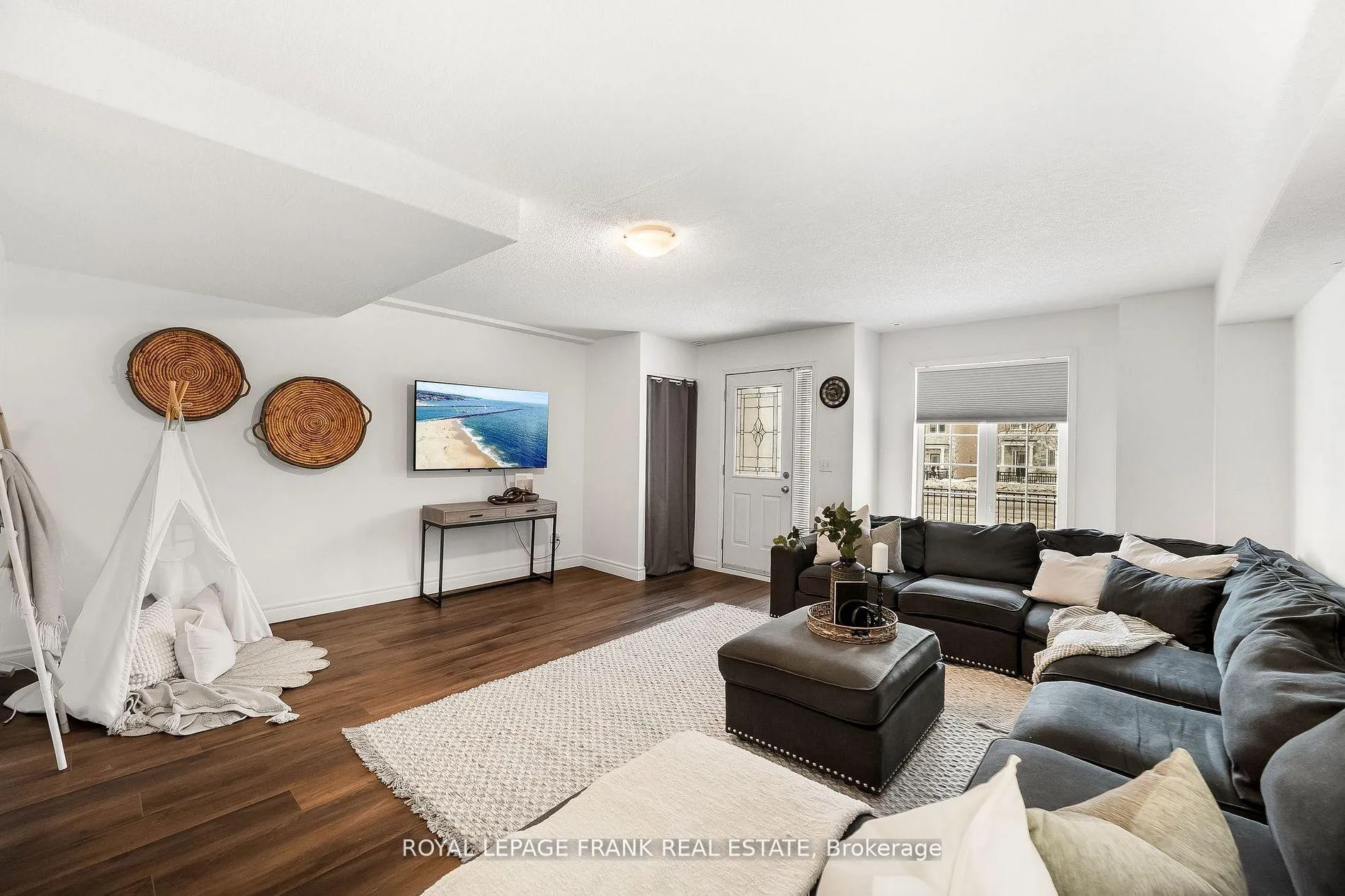 Photo 25 of 65 Sprucedale Way, Whitby, Pringle Creek — HOMEH
