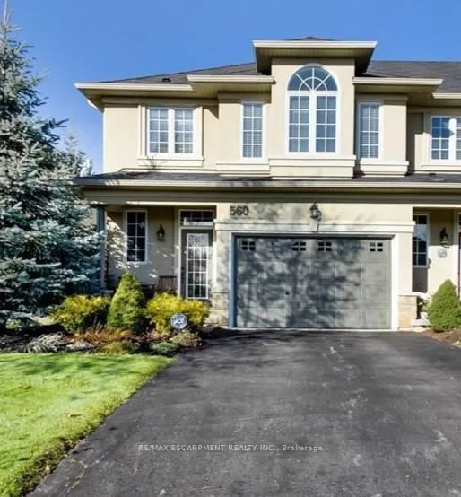 Photo 1 of 560 Stonehenge Drive, Hamilton, Meadowlands — HOMEH