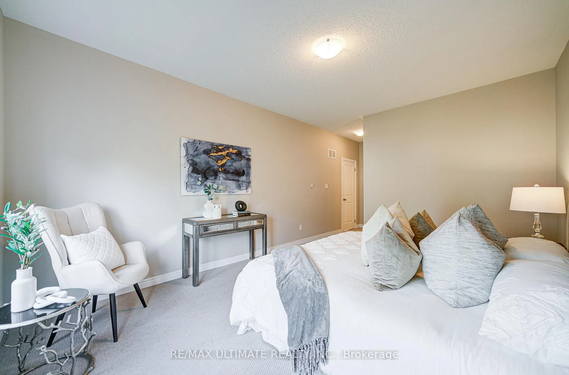Photo 27 of 53 Amarillo Road, Brampton, Sandringham-Wellington — HOMEH