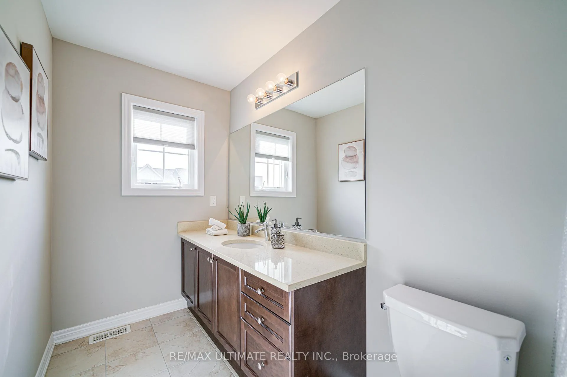 Photo 36 of 53 Amarillo Road, Brampton, Sandringham-Wellington — HOMEH