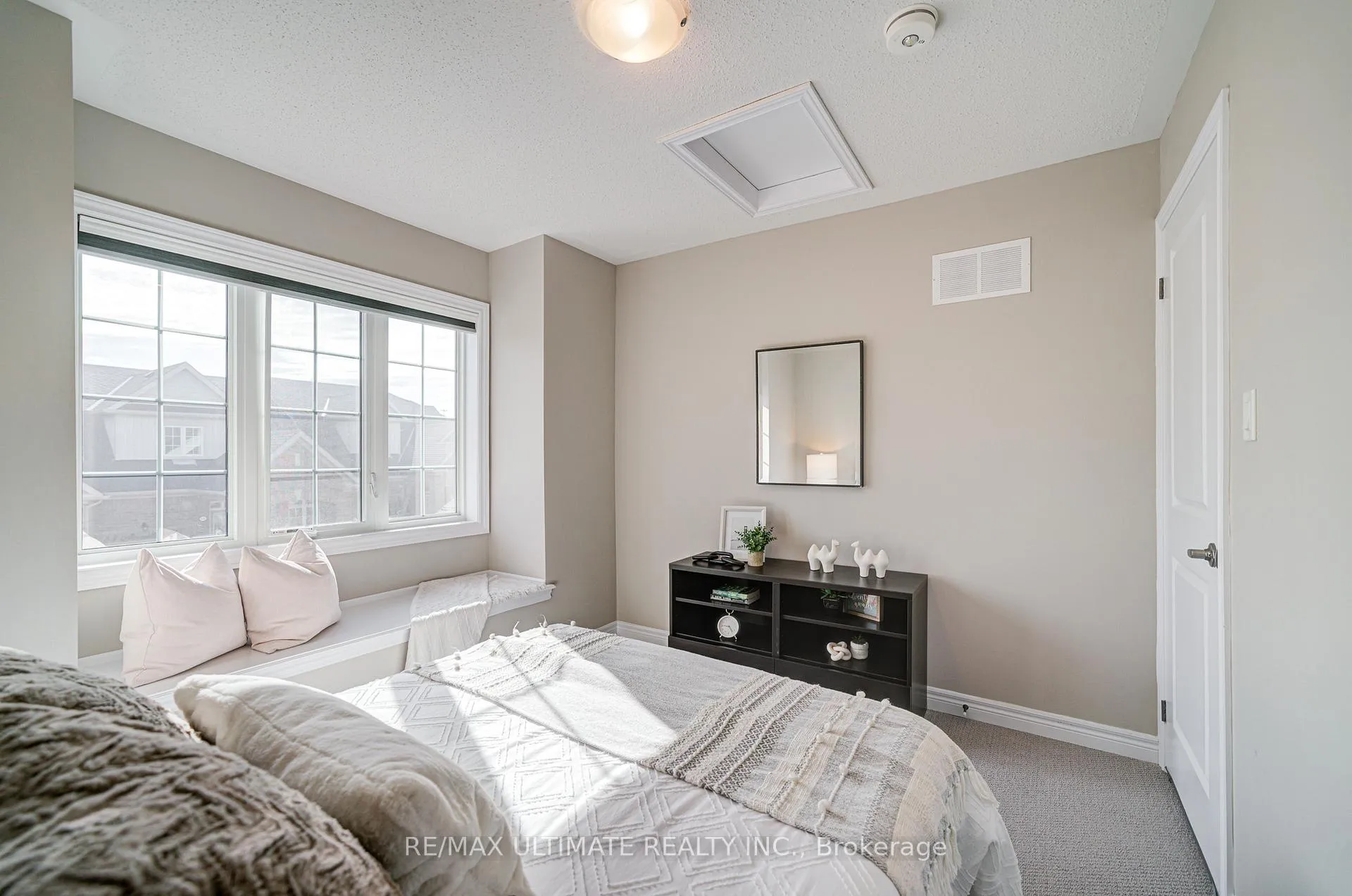 Photo 40 of 53 Amarillo Road, Brampton, Sandringham-Wellington — HOMEH